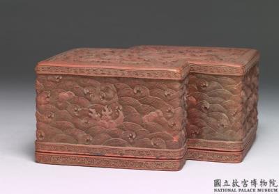 图片[2]-Carved red lacquer box in the shape of intersecting lozenges,  Qing dynasty (1644-1911)-China Archive